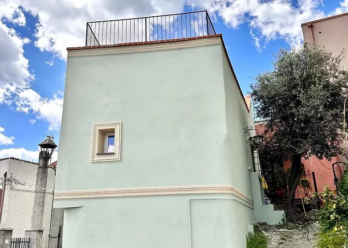 Semesterbostad Dimora Concept - Casa Saracena - Sea View, Terrace And Free Parking Ranzi