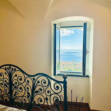 Dimora Concept - Casa Saracena - Sea View, Terrace And Free Parking Ranzi