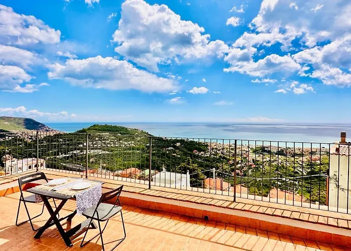 Dimora Concept - Casa Saracena - Sea View, Terrace And Free Parking 펜션